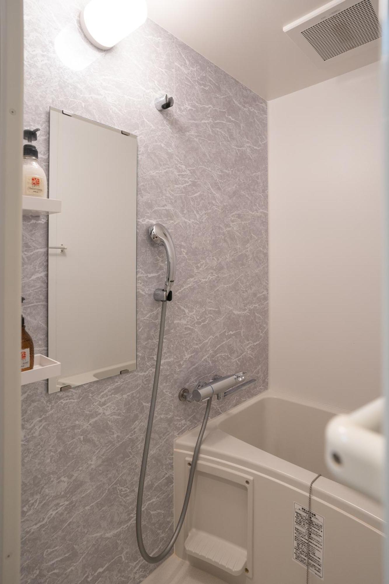 Apartment Hotel 11 Kuromon II Осака Екстер'єр фото